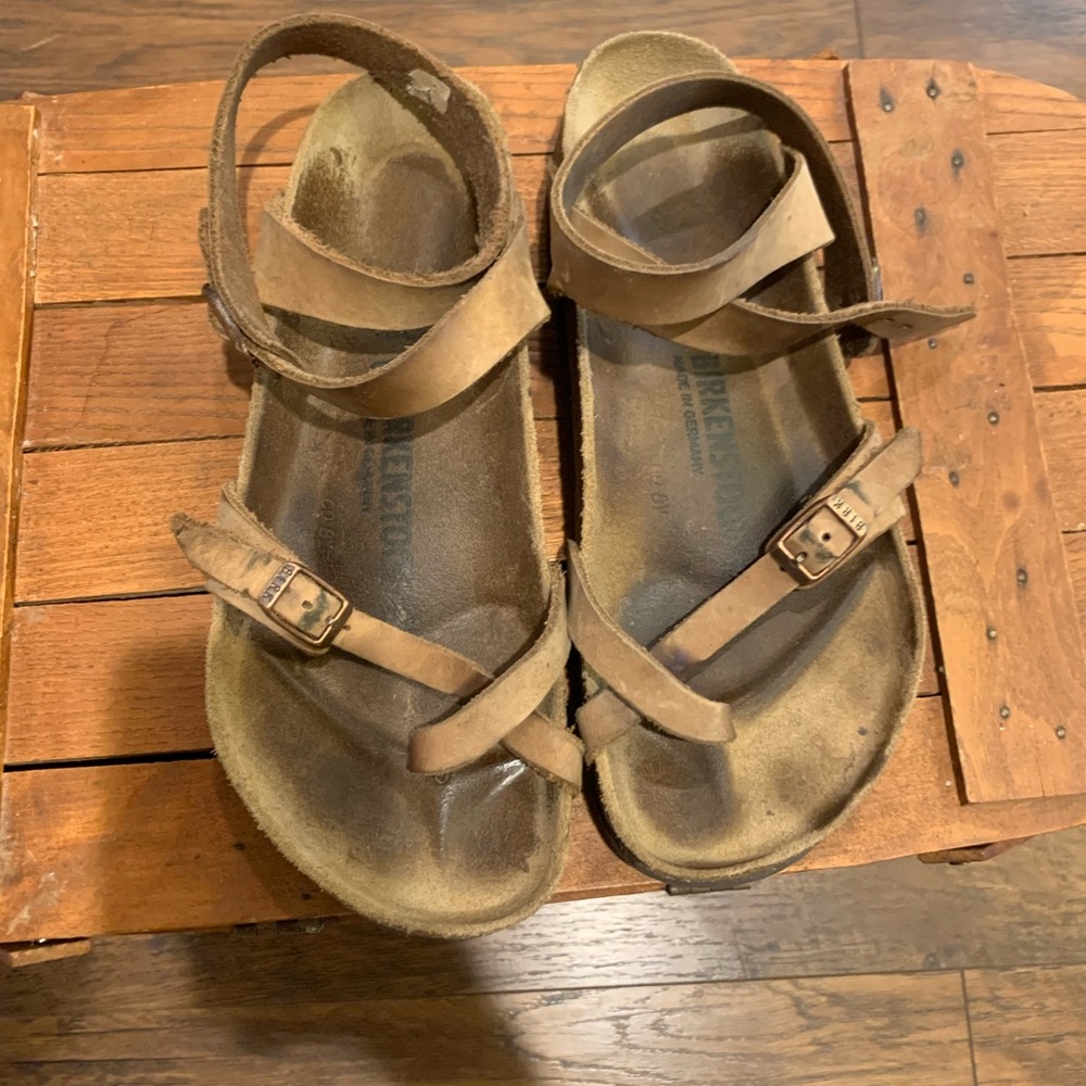 Birkenstock Yara  Preloved Sandals